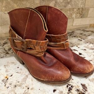 Corral Cowboy Booties Brown Leather